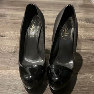 YSL Black Pumps, 37